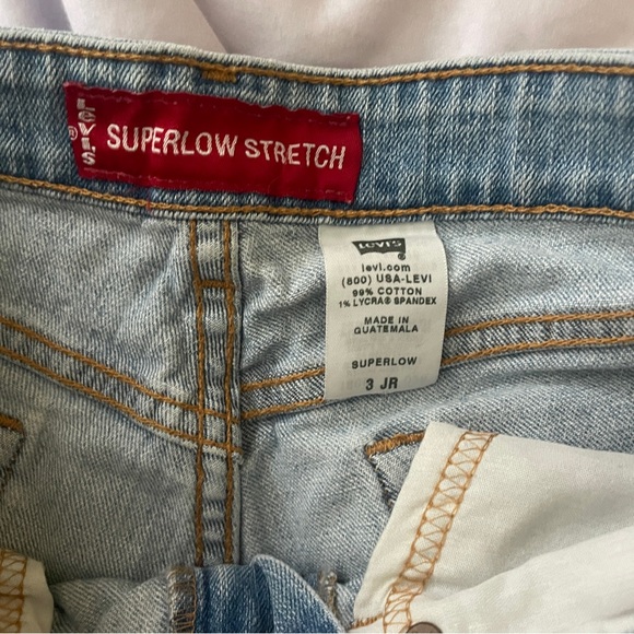 levi’s shorts - Picture 2 of 4